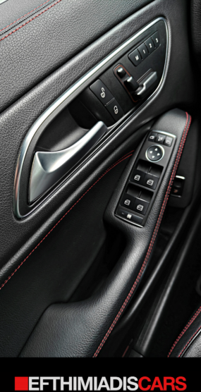 
								Mercedes-Benz CLA 45 AMG 2014 4MATIC | DCT 7-Speed | 450PS | Panorama full									