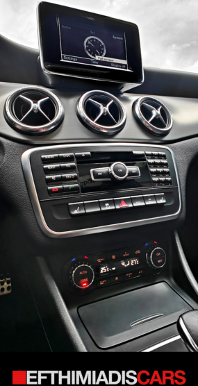 
								Mercedes-Benz CLA 45 AMG 2014 4MATIC | DCT 7-Speed | 450PS | Panorama full									