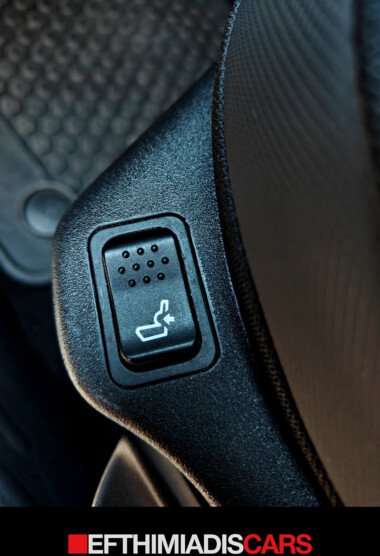 
								Jeep Renegade 1.0 TGDi Limited (2019) full									